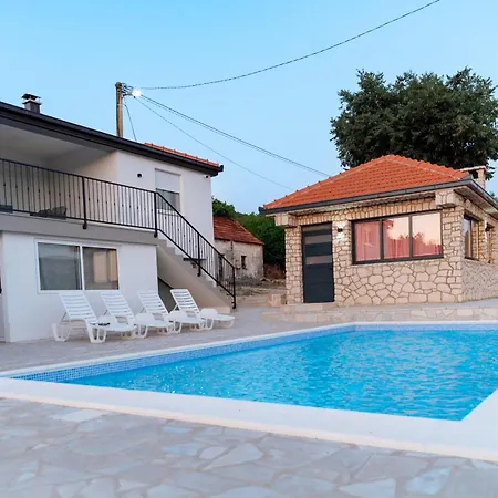 Papac 乡村民宿 Stolac